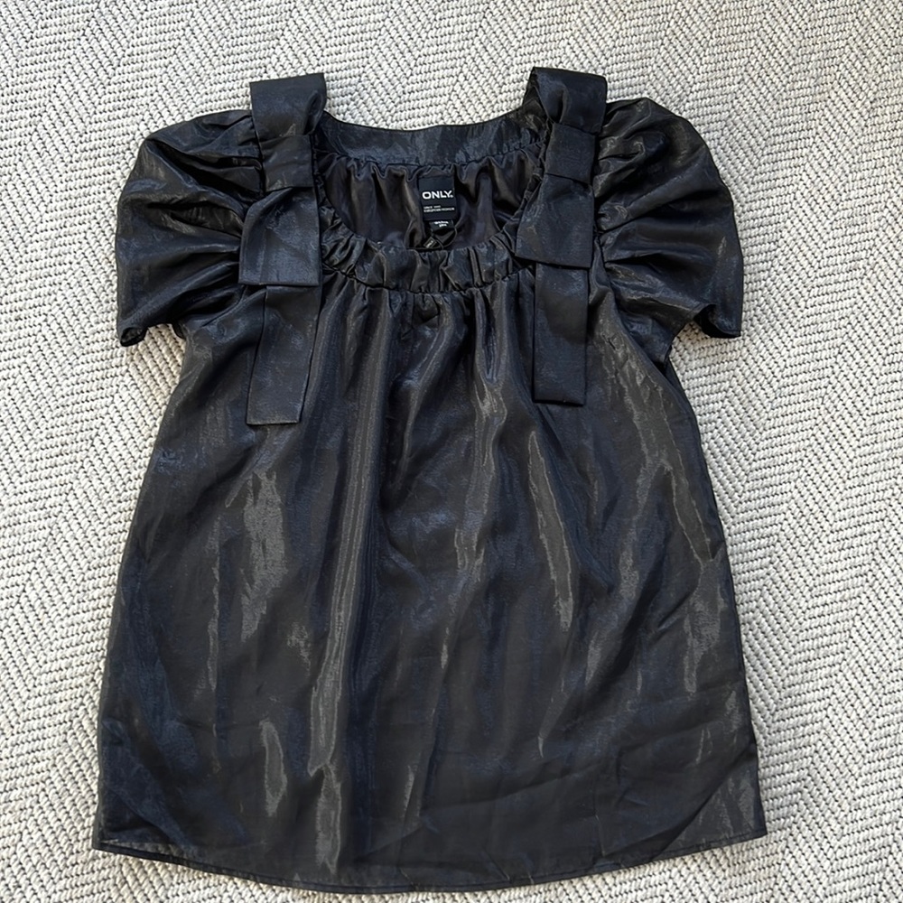 New with tag blouse